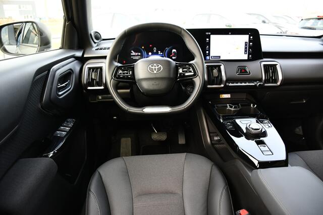 Toyota URBAN CRUISER Executive 61 kWh Automaat 174pk | Nieuw | Panoramadak | JBL-audio | LED koplampen |