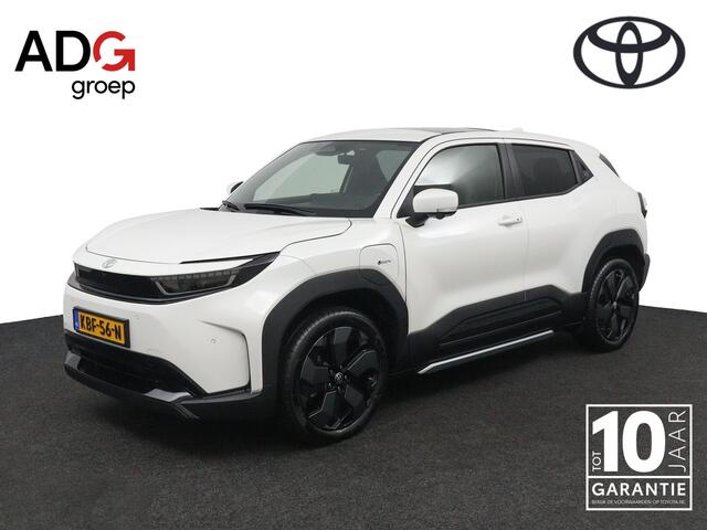 Toyota URBAN CRUISER Executive 61 kWh | Panorama Dak | Kunstlederen Bekleding | 360 Camera | JBL Audio | Sensoren Rondom |