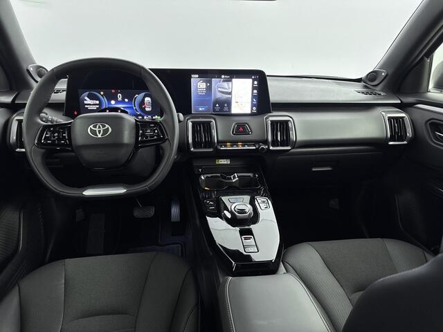 Toyota URBAN CRUISER Executive 61 kWh | Apple Carplay & Android Auto | Parkeercamera | * | Auto op aanvraag |