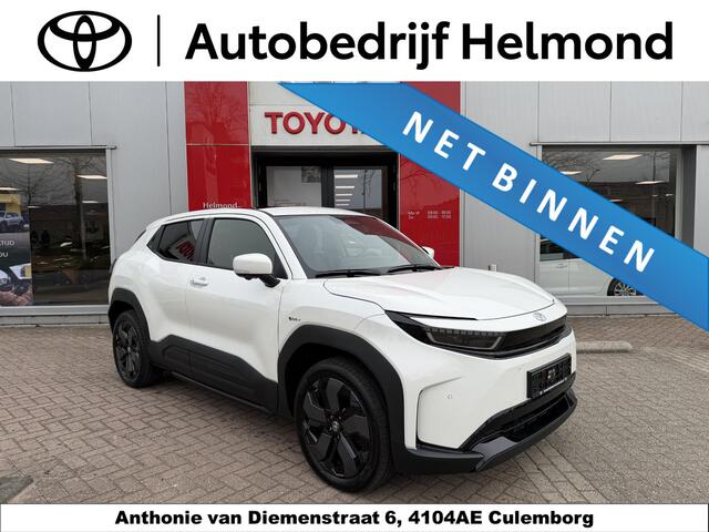 Toyota URBAN CRUISER Executive AWD 61 kWh