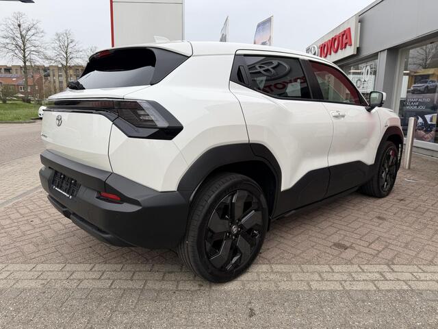 Toyota URBAN CRUISER Executive AWD 61 kWh