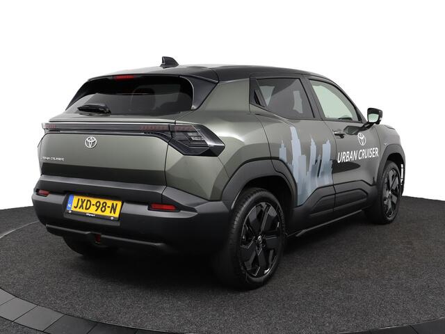 Toyota URBAN CRUISER Executive 61 kWh | Apple Carplay/Android Auto | Panorama Dak | Kunstlederen Bekleding | 360 Camera | JBL Audio |