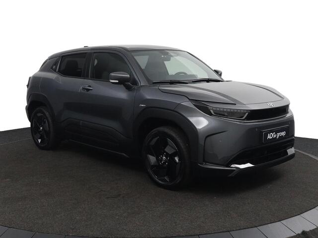 Toyota URBAN CRUISER Dynamic 61 kWh | ¤1500 Inruil Korting | Nieuwe Auto | Direct Uit Voorraad Leverbaar |