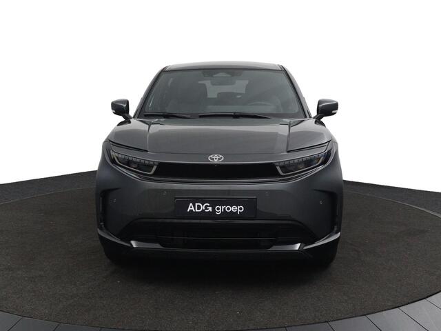 Toyota URBAN CRUISER Dynamic 61 kWh | ¤1500 Inruil Korting | Nieuwe Auto | Direct Uit Voorraad Leverbaar |