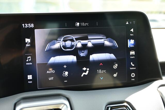 Toyota URBAN CRUISER Executive 61 kWh | Nieuw | Panoramadak | JBL-audio | 360 graden camera |