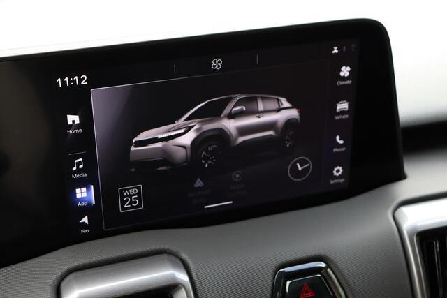 Toyota URBAN CRUISER Executive 61 kWh, JBL, 360 Camera, ¤ 3.000 Inruil Voordeel ! Adaptieve cruise control, Apple Carplay / Android Auto.