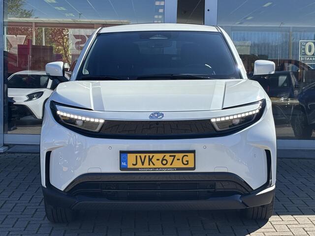 Toyota URBAN CRUISER Executive 61 kWh