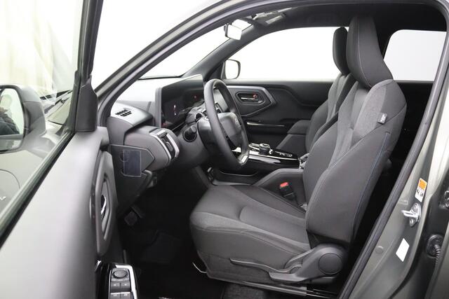 Toyota URBAN CRUISER Dynamic 61 kWh | DEMOVOORDEEL | Keyless Entry | Stuurwielverwarming | Navigatie | Apple Carplay | Android Auto |