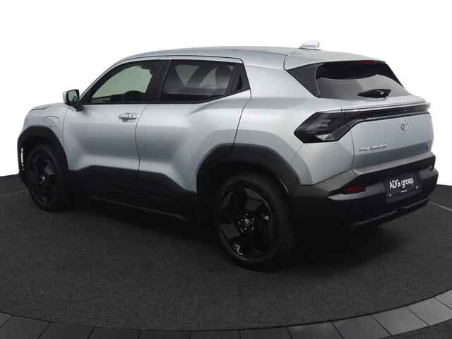 Toyota URBAN CRUISER Dynamic 61 kWh | NIEUWE AUTO | ¤2500 KORTING |