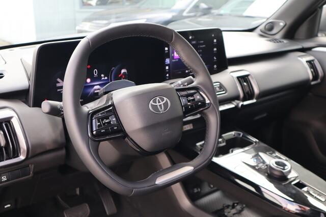 Toyota URBAN CRUISER Executive 61 kWh | Panoramdak | 360 Camera | Stuur/Stoel Verwarming |