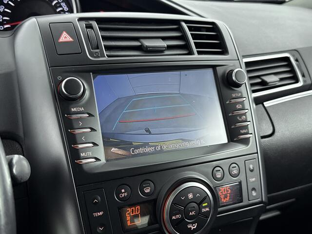 Toyota VERSO 1.8 VVT-i Dynamic | Navigatie | Parkeercamera | Stoelverwarming |
