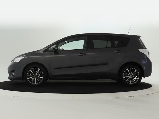 Toyota VERSO 1.8 VVT-i Dynamic