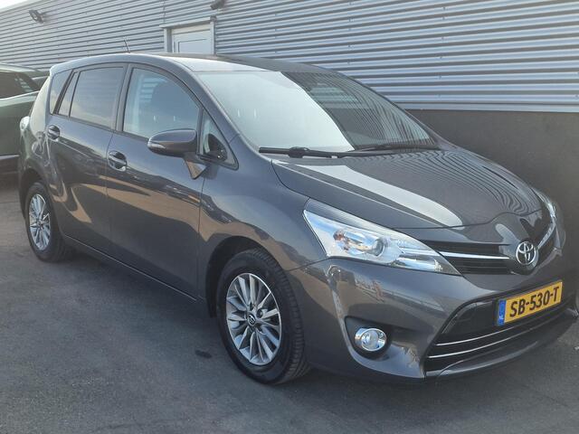 Toyota VERSO 1.6 VVT-i Dynamic 7 Pers. Trekhaak, Navigatie, Climate control, Cruise control, Privacy glass, LMV,
