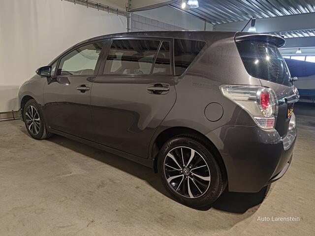 Toyota VERSO 1.8 VVT-i 147pk Dynamic 7p. Climate C./ Cruise C. / Trekhaak / Winter Pack / Navi