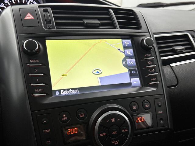Toyota VERSO 1.8 VVT-i SkyView Edition | Trekhaak | Panoramadak |