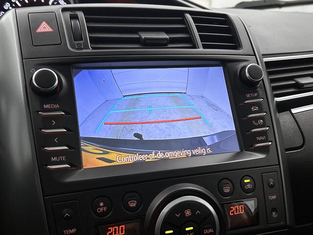 Toyota VERSO 1.8 VVT-i SkyView Edition | Trekhaak | Panoramadak |