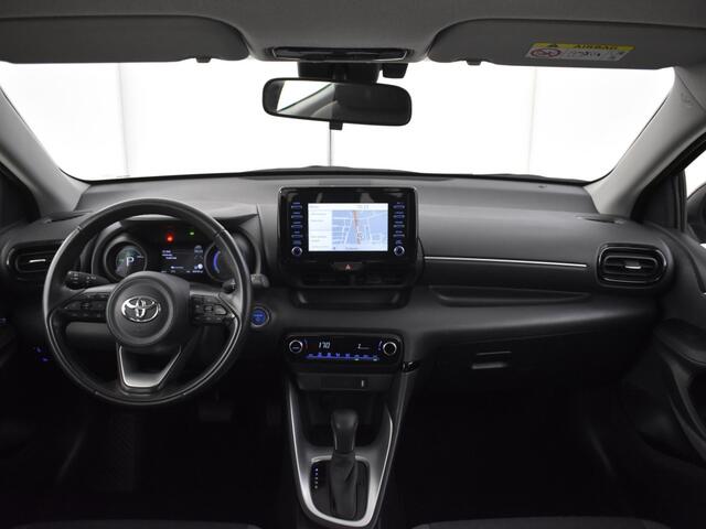 Toyota YARIS 1.5 Hybrid First Edition | Navigatie | Camera | LM Velgen