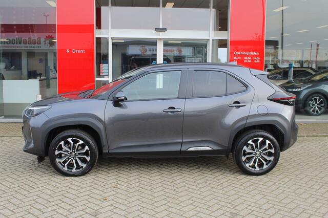 Toyota YARIS 1.5 Hybrid Dynamic | NL Auto | Navi | Keyless Entry & Start | An