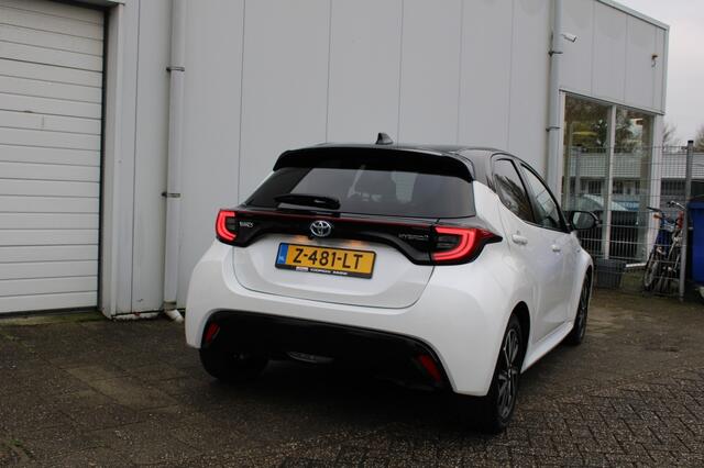 Toyota YARIS 1.5 Hyb. Dynamic