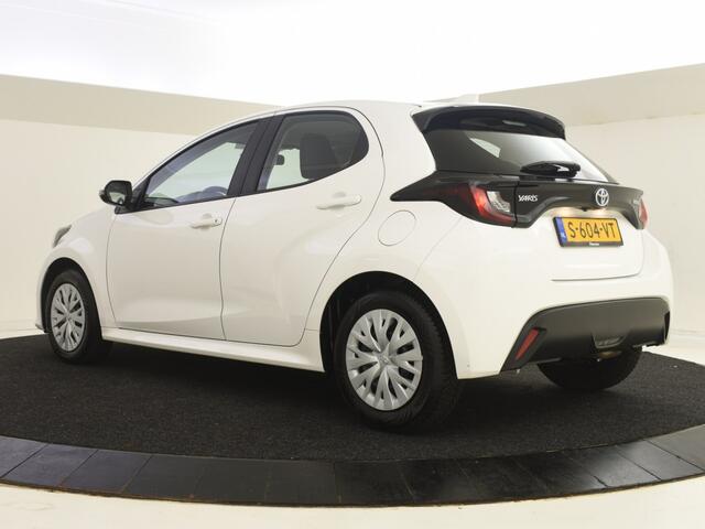 Toyota YARIS 1.5 Hyb. Active