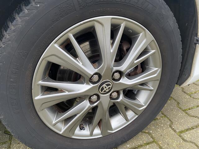 Toyota YARIS 1.5 Hybrid Dynamic Navigatie , Camera