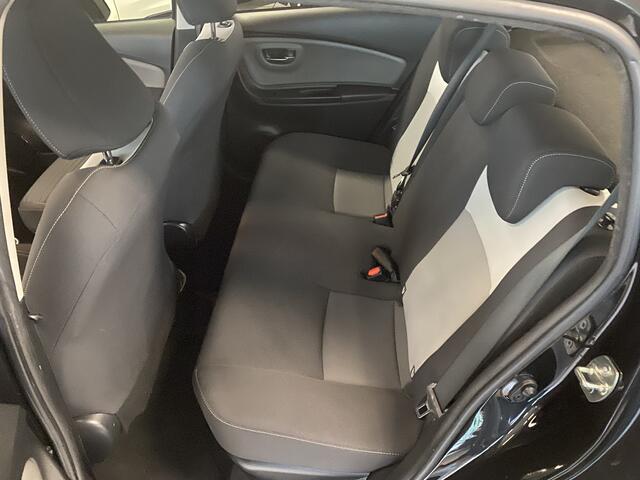 Toyota YARIS 1.5 Hybrid Dynamic Edition