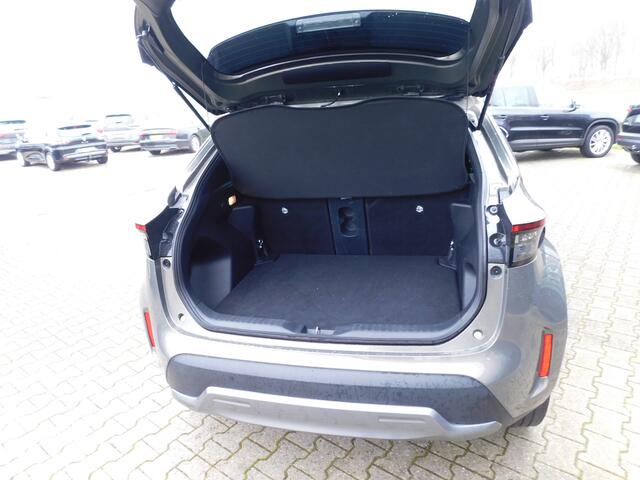 Toyota YARIS Cross 1.5 Hybrid 4X4 AWD, Acc, Carplya, Panodak