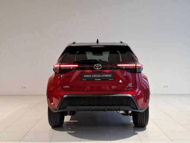 Toyota YARIS Cross 1.5 Hybrid 130 GR Sport | Nieuw op voorraad | BSM | Panorama-dak | JBL | PDC V+A |