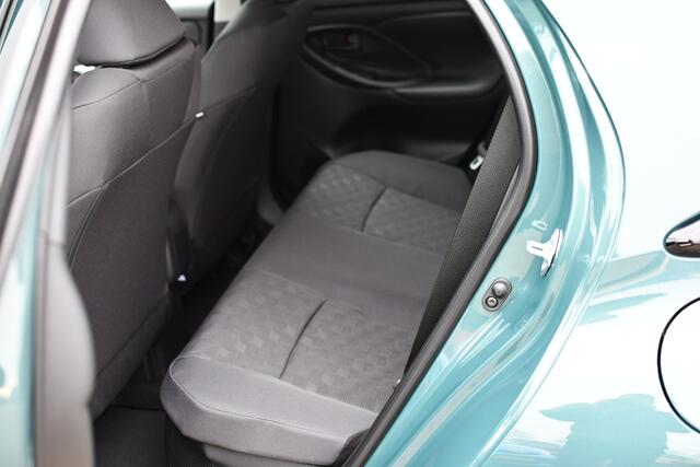 Toyota YARIS 1.5 Hybrid 115 Active Automaat 116pk | Nieuw | Apple Carplay/Android Auto | Climate- & Cruise control |