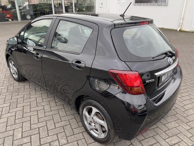 Toyota YARIS 1.5 Hybrid S-Edition Cruise Camera Bluetooth