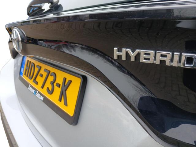 Toyota YARIS 1.5 Hybrid Active Climate Cruise Camera