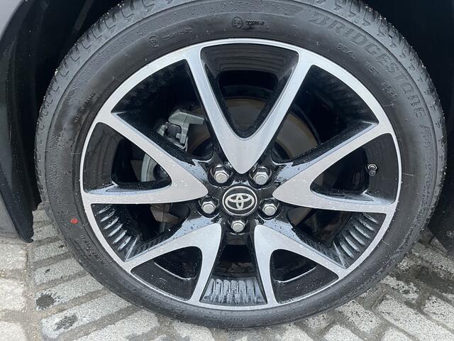 Toyota YARIS 1.5 Hybrid Launch Edition