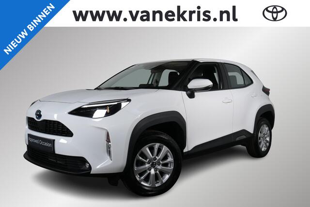 Toyota YARIS Cross 1.5 Hybrid 115 Active , Lage Km