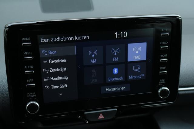 Toyota YARIS Cross 1.5 Hybrid 115 Active , Lage Km