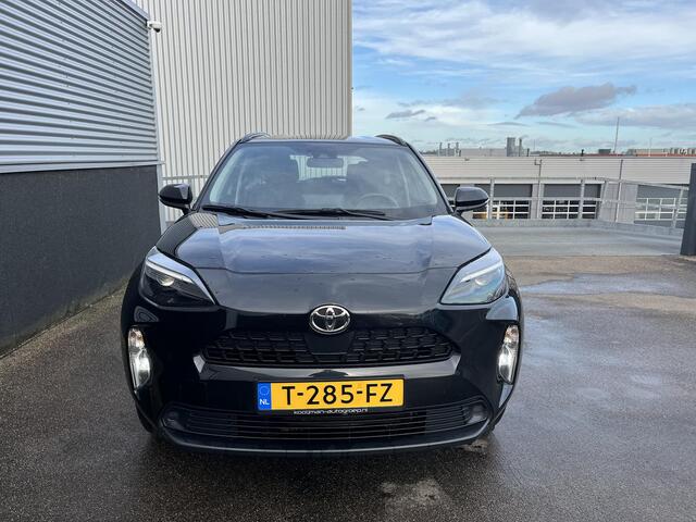 Toyota YARIS Cross 1.5 VVT-I Active Incl: AppleCarplay / AndroidAuto, Metallic Lak, Airco, LM velgen, ParkeerhulpCamera, Trekhaak.