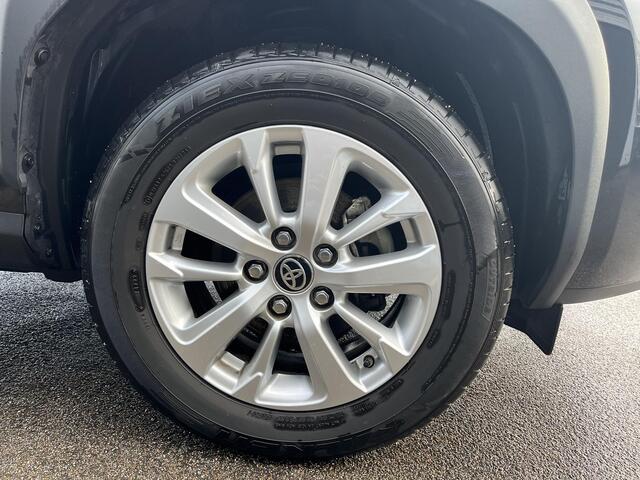 Toyota YARIS Cross 1.5 VVT-I Active Incl: AppleCarplay / AndroidAuto, Metallic Lak, Airco, LM velgen, ParkeerhulpCamera, Trekhaak.