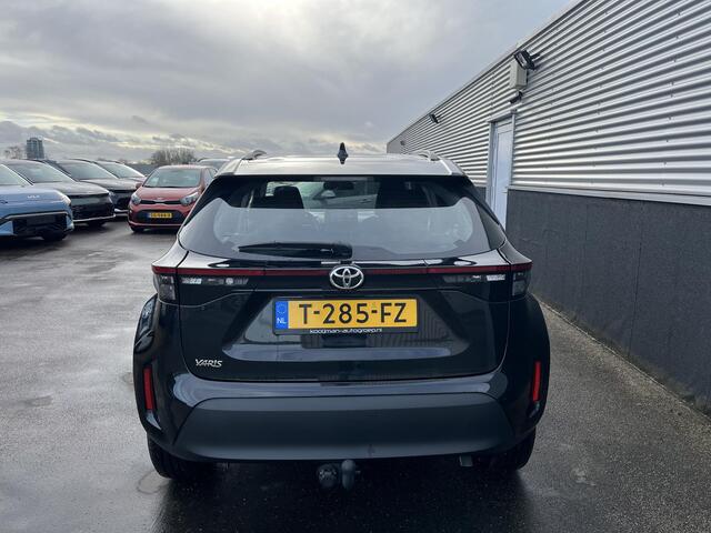 Toyota YARIS Cross 1.5 VVT-I Active Incl: AppleCarplay / AndroidAuto, Metallic Lak, Airco, LM velgen, ParkeerhulpCamera, Trekhaak.