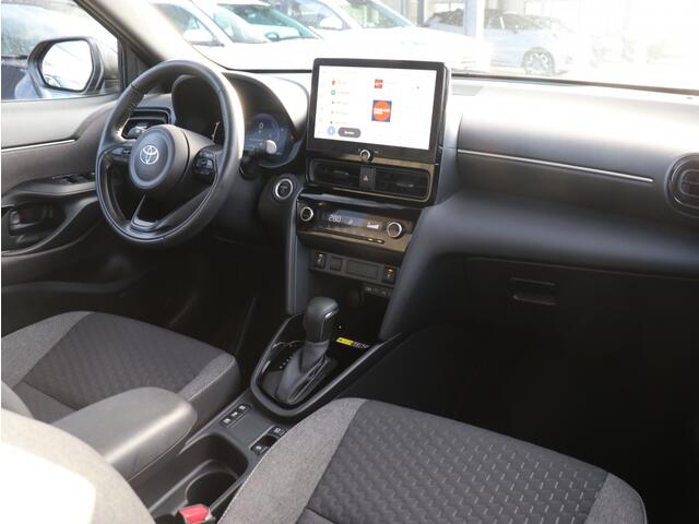 Toyota YARIS 1.5 Hybrid 130 Dynamic I Apple/Android Navi I LED I Camera I Key