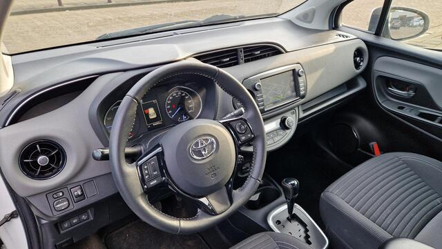 Toyota YARIS 1.5 Hybrid Active