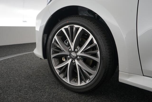 Toyota YARIS 1.5 Hybrid 130 Executive | Stoel/stuur verwarming | Blind-spot