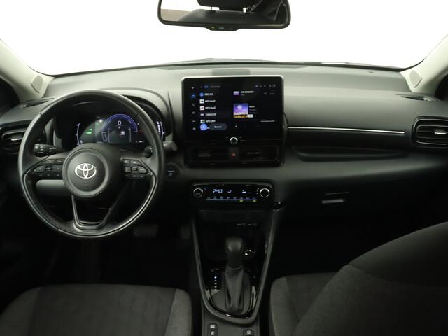 Toyota YARIS 1.5 Hybrid 115 First Edition | Nederlandse auto | LM velgen | Camera | Navigatie | Climate Control | Cruise Control Adaptief |