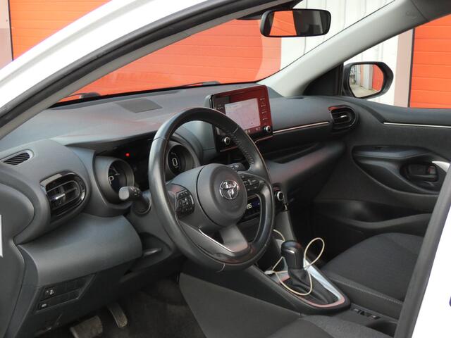 Toyota YARIS 1.5 Hybrid Dynamic/ afneembare trekhaak/ zeer mooi!