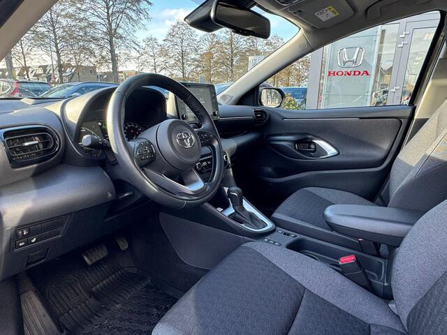 Toyota YARIS 1.5 Hybrid Business Head-up Display, Stoelverwarming, 16inch velgen , All-in Rijklaarprijs