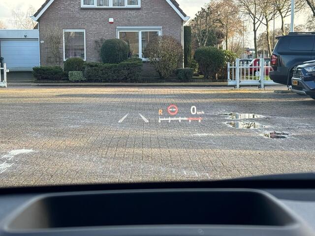 Toyota YARIS 1.5 Hybrid Business Head-up Display, Stoelverwarming, 16inch velgen , All-in Rijklaarprijs