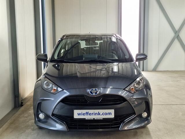 Toyota YARIS 1.5 Hybrid Active Acc climate control