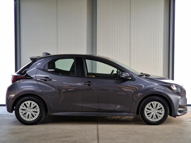 Toyota YARIS 1.5 Hybrid Active Acc climate control