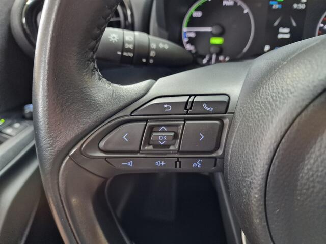 Toyota YARIS 1.5 Hybrid Active Acc climate control