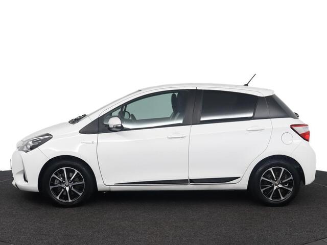 Toyota YARIS 1.5 Hybrid Design Sport
