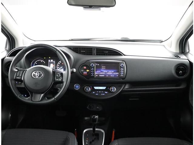 Toyota YARIS 1.5 Hybrid Design Sport