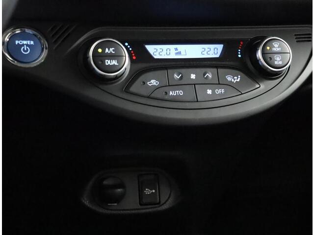 Toyota YARIS 1.5 Hybrid Design Sport